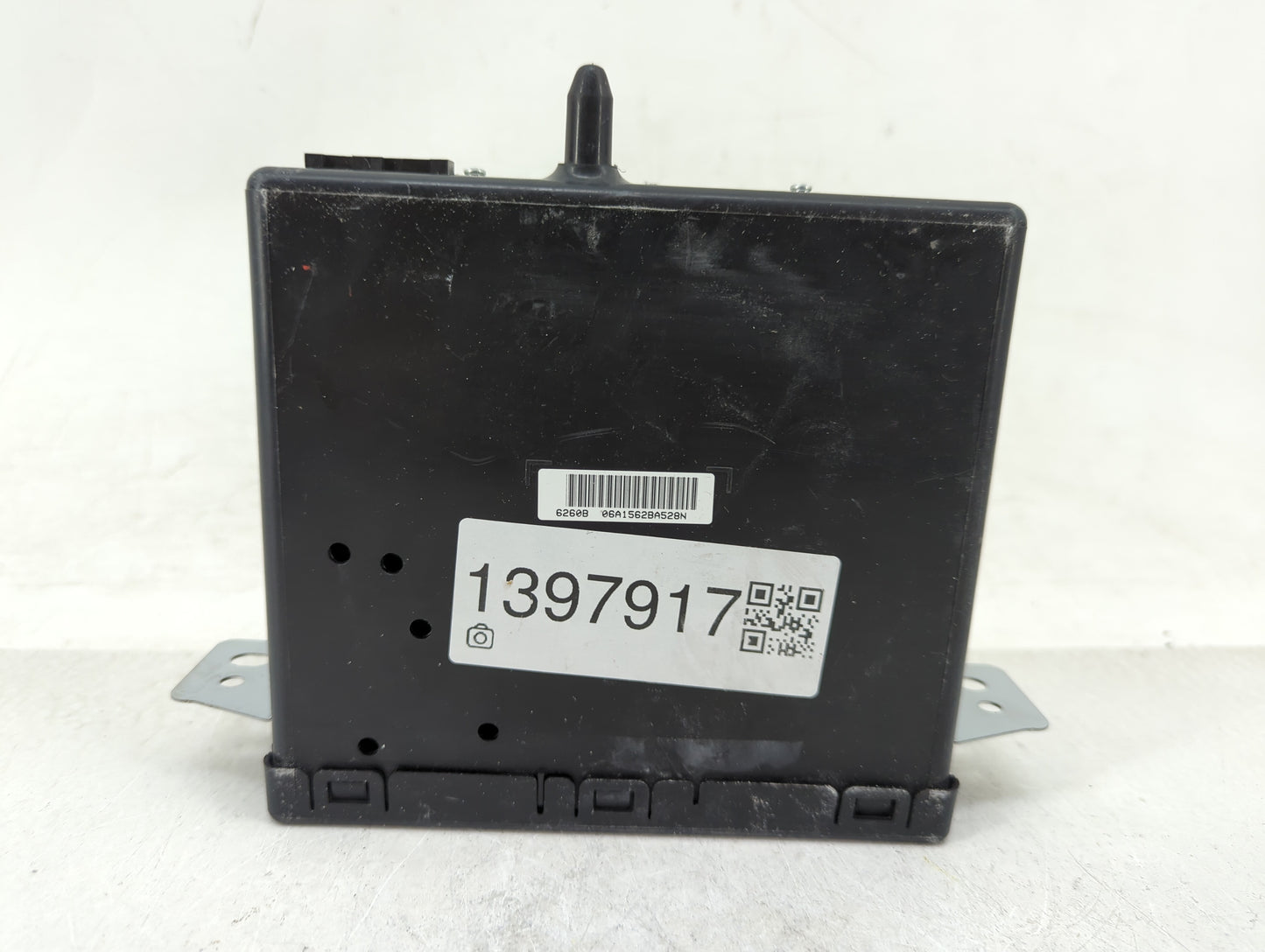 2015-2019 Chevrolet Silverado 1500 Radio AM FM Cd Player Receiver Replacement P/N:812425551 13594481 Fits OEM Used Auto Part