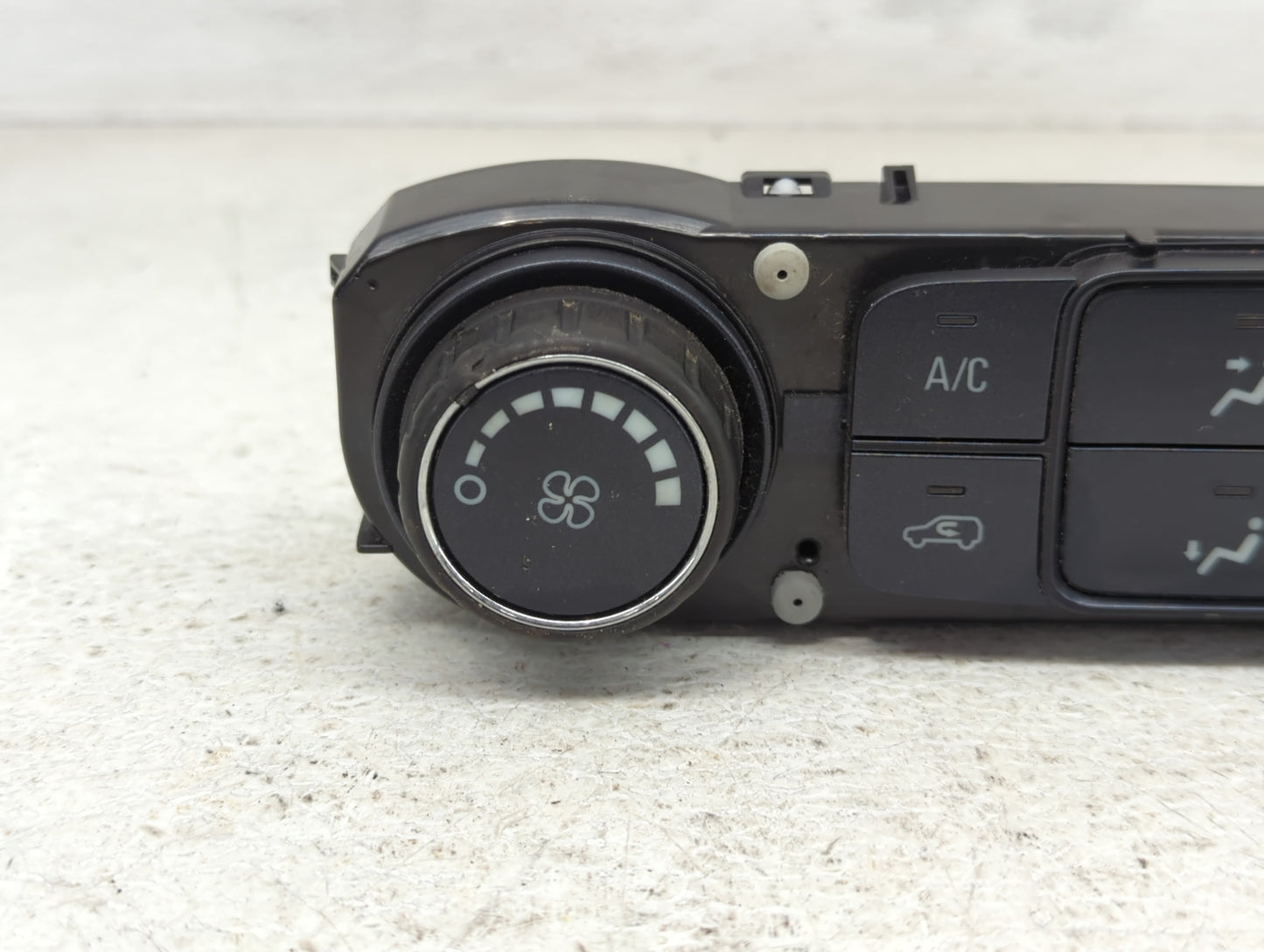 2014-2019 Chevrolet Silverado 1500 Climate Control Module Temperature AC/Heater Replacement P/N:815372982 23486619 Fits OEM 