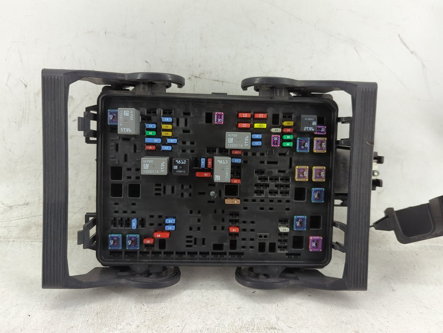 2016-2018 Chevrolet Silverado 1500 Fusebox Fuse Box Panel Relay Module P/N:23387797 Fits Fits 2016 2017 2018 OEM Used Auto P