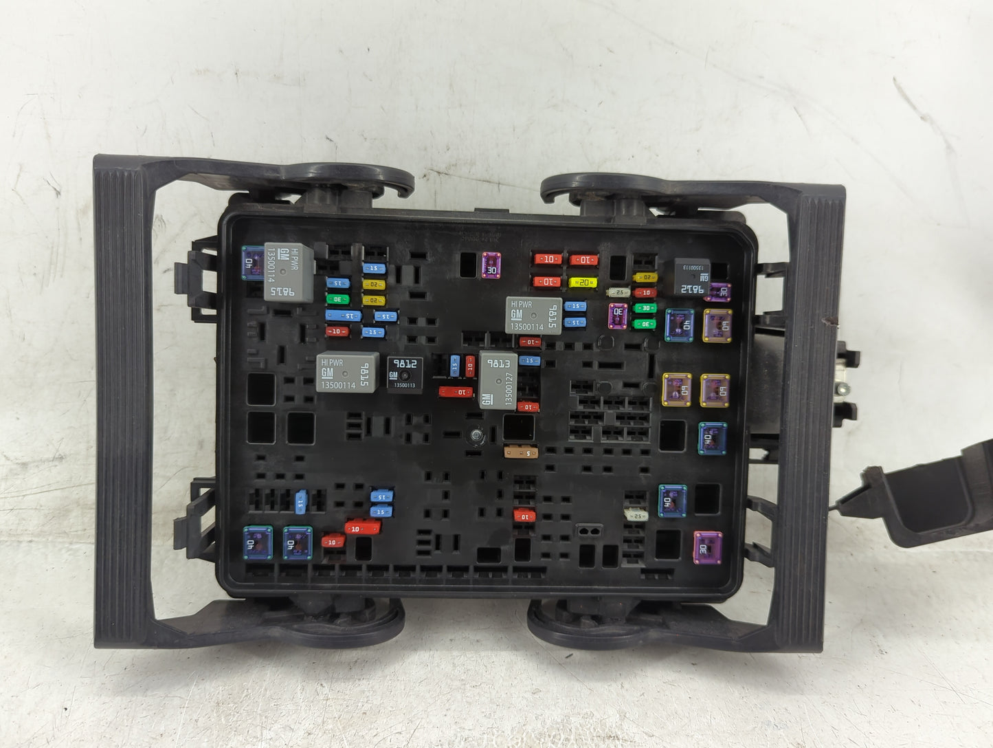 2016-2018 Chevrolet Silverado 1500 Fusebox Fuse Box Panel Relay Module P/N:23387797 Fits Fits 2016 2017 2018 OEM Used Auto P