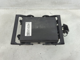 compare product 2016-2018 Chevrolet Silverado 1500 Fusebox Fuse Box Panel Relay Module P/N:23387797 01 Fits Fits 2016 2017 2018 OEM Used Auto Parts