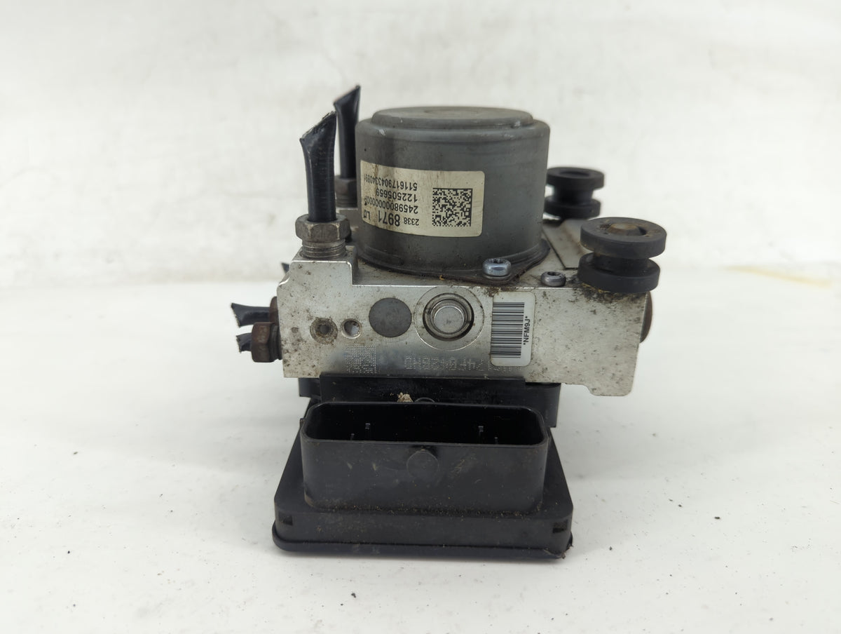 2016 Chevrolet Silverado 1500 ABS Pump Control Module Replacement P/N:23388971 23388972 Fits Fits 2017 2018 OEM Used Auto Pa