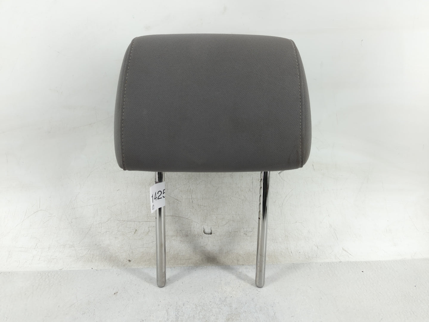 2016 Chevrolet Silverado 1500 Headrest Head Rest Front Driver Seat Gray - Oemusedautoparts1.com
