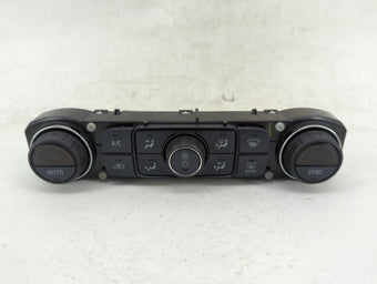 compare product 2014-2019 Chevrolet Silverado 1500 Climate Control Module Temperature AC/Heater Replacement P/N:23486614 Fits OEM Used Auto Parts