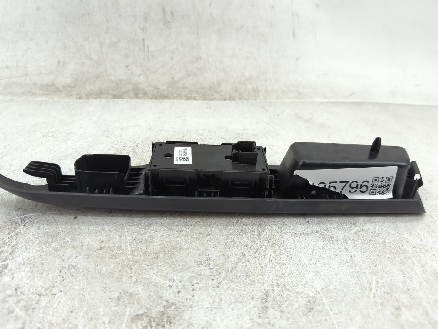 2014-2019 Chevrolet Silverado 1500 Master Power Window Switch Replacement Driver Side Left P/N:23154700 SANAE7831B Fits OEM 