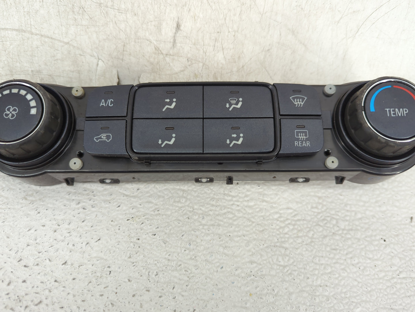 2014-2019 Chevrolet Silverado 1500 Climate Control Module Temperature AC/Heater Replacement P/N:23486615 Fits OEM Used Auto 