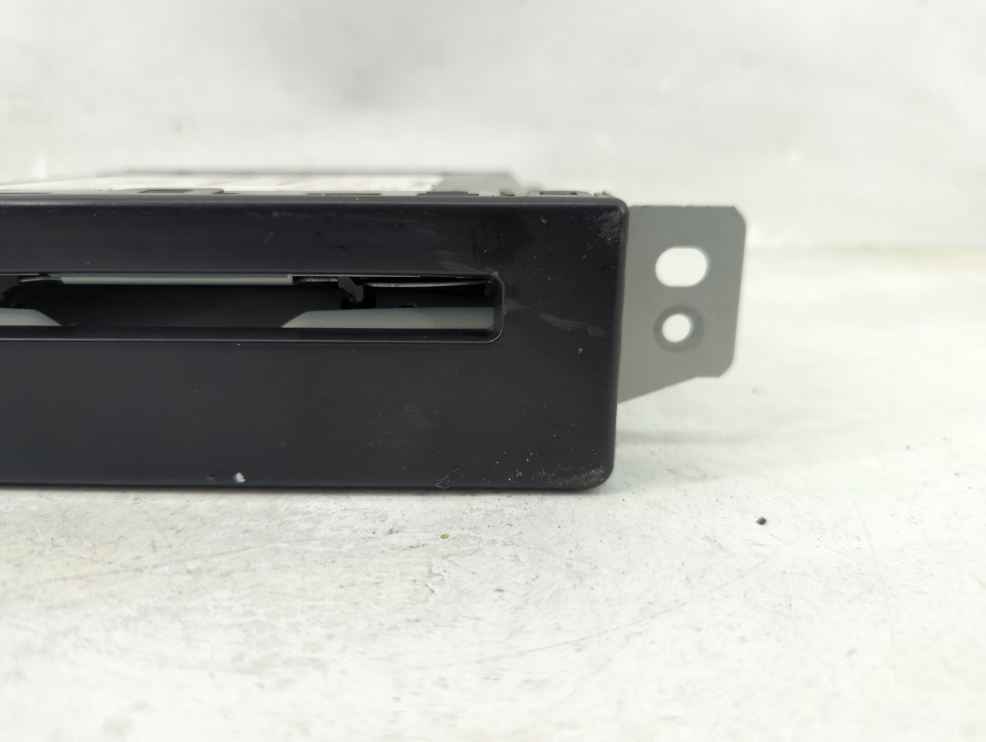 2015-2019 Chevrolet Silverado 1500 Radio AM FM Cd Player Receiver Replacement P/N:84016435 Fits Fits 2015 2016 2017 2018 201