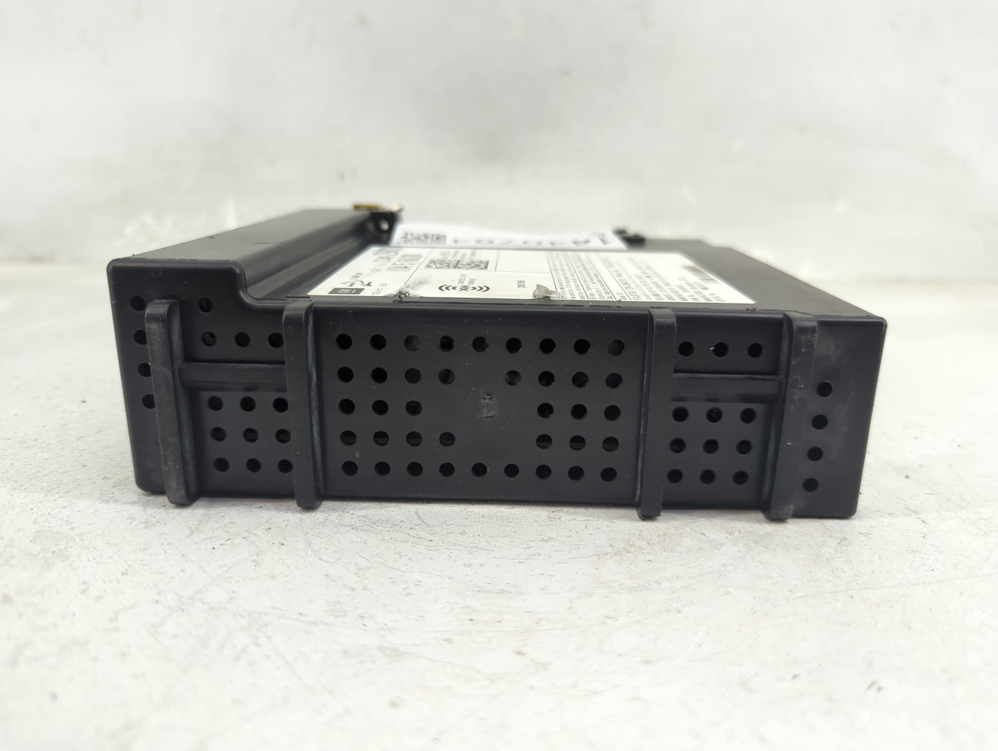 2016 Chevrolet Silverado 1500 Radio AM FM Cd Player Receiver Replacement P/N:23402903 Fits Fits 2017 OEM Used Auto Parts - O