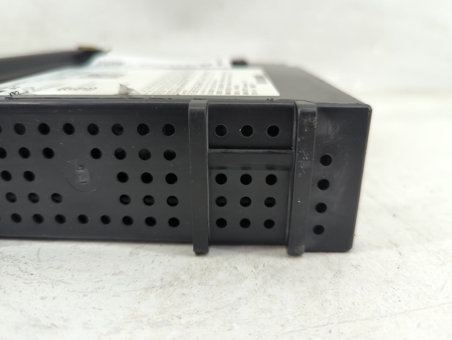 2016 Chevrolet Silverado 1500 Radio AM FM Cd Player Receiver Replacement P/N:23402903 Fits Fits 2017 OEM Used Auto Parts - O