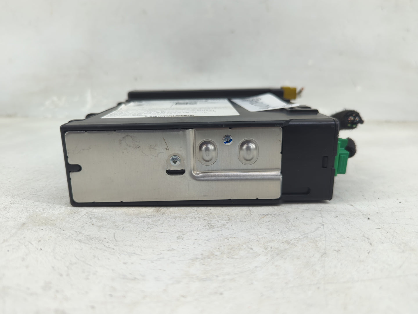 2016 Chevrolet Silverado 1500 Radio AM FM Cd Player Receiver Replacement P/N:23402903 Fits Fits 2017 OEM Used Auto Parts - O