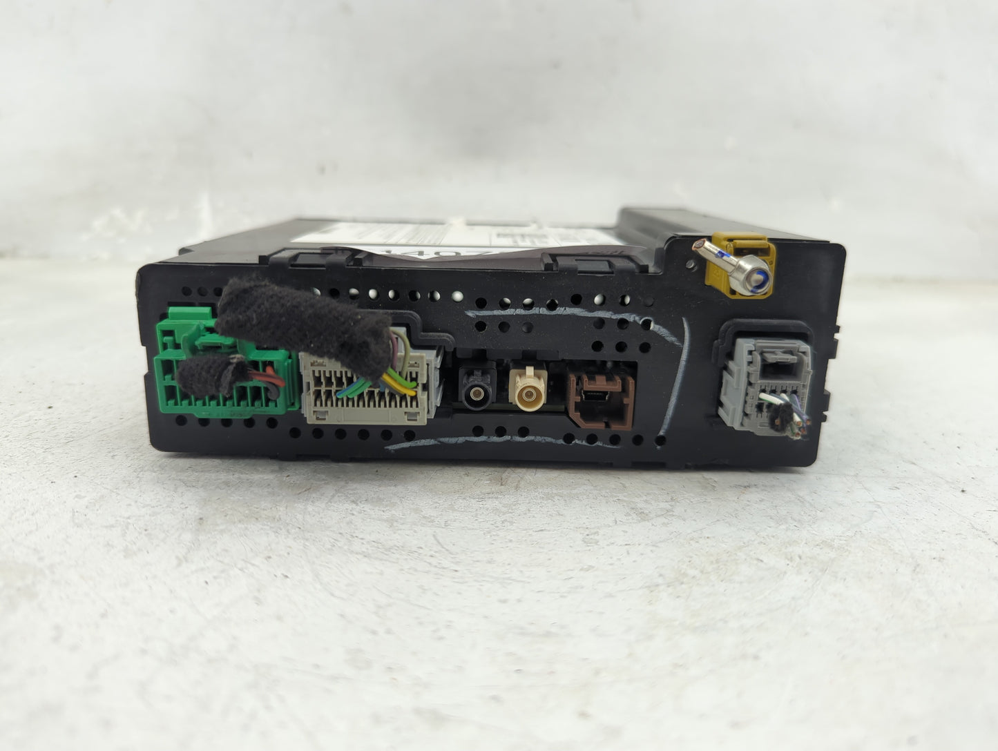 2016 Chevrolet Silverado 1500 Radio AM FM Cd Player Receiver Replacement P/N:23402903 Fits Fits 2017 OEM Used Auto Parts - O