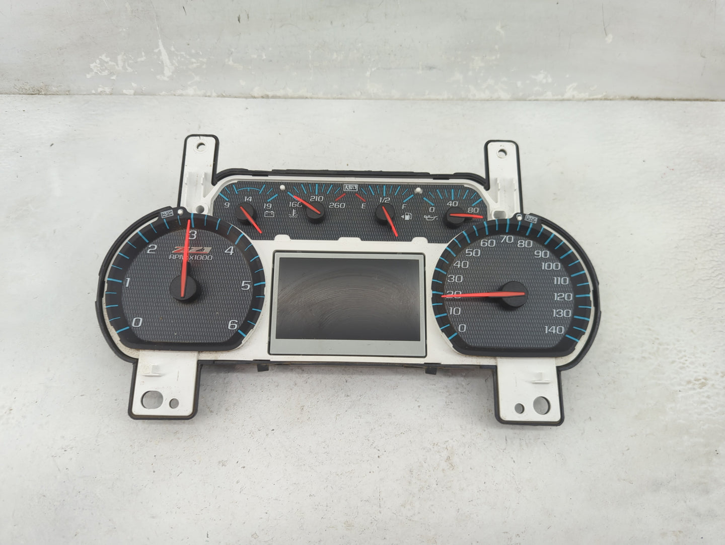 2016 Chevrolet Silverado 1500 Instrument Cluster Speedometer Gauges P/N:23391333 28496950, 812812097 Fits OEM Used Auto Part