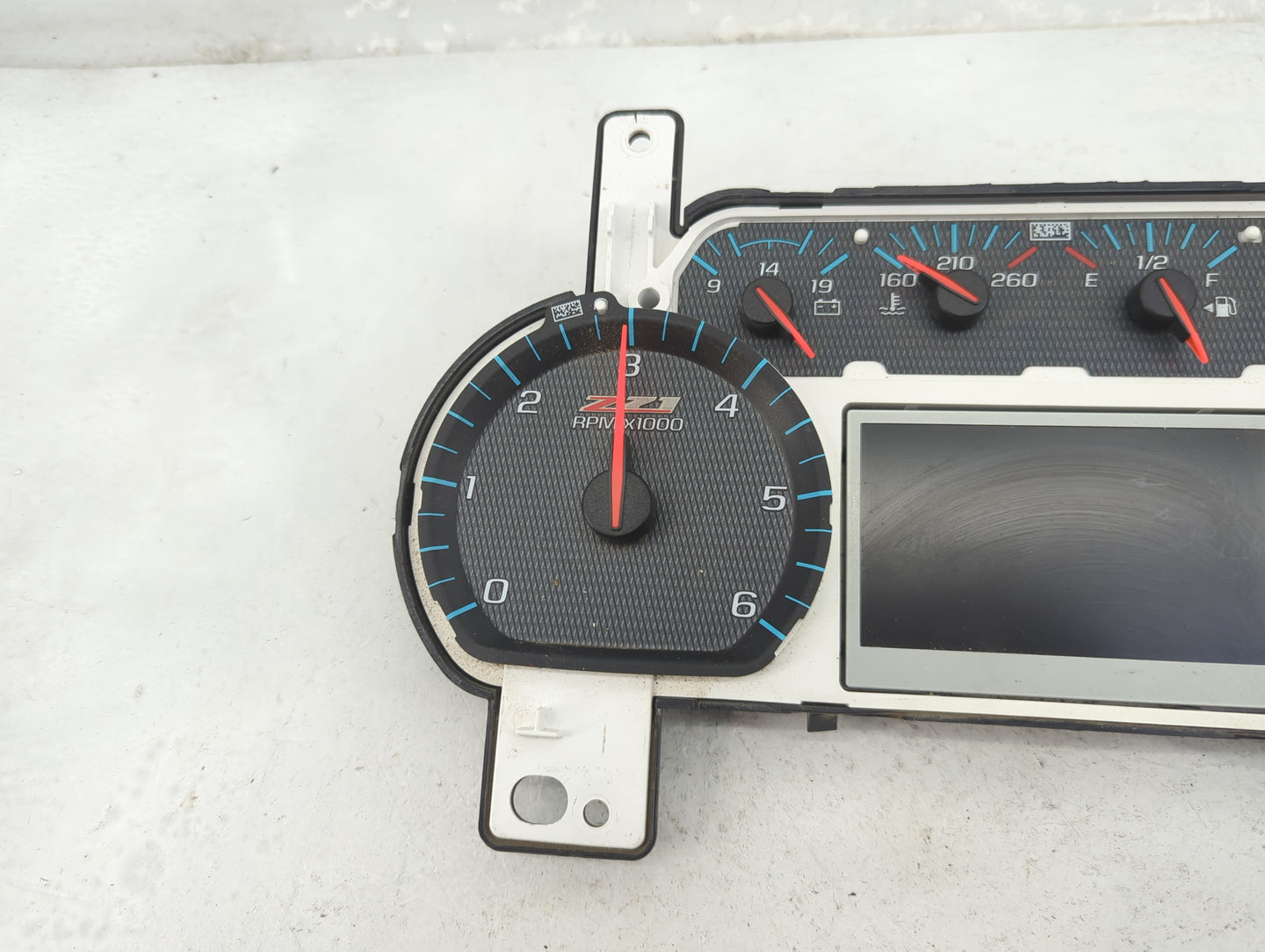 2016 Chevrolet Silverado 1500 Instrument Cluster Speedometer Gauges P/N:23391333 28496950, 812812097 Fits OEM Used Auto Part