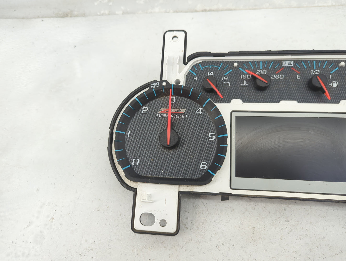 2016 Chevrolet Silverado 1500 Instrument Cluster Speedometer Gauges P/N:23391333 28496950, 812812097 Fits OEM Used Auto Part