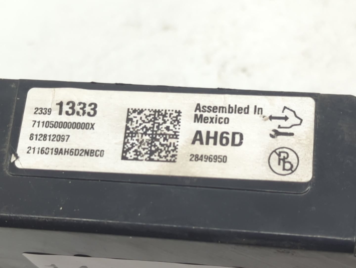 2016 Chevrolet Silverado 1500 Instrument Cluster Speedometer Gauges P/N:23391333 28496950, 812812097 Fits OEM Used Auto Part