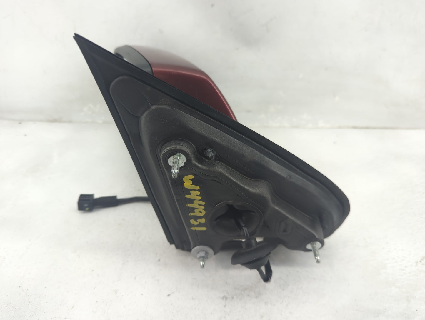 2014-2019 Chevrolet Silverado 1500 Driver Side View Mirror - Left Door Mirror OEM Used - Oemusedautoparts1.com