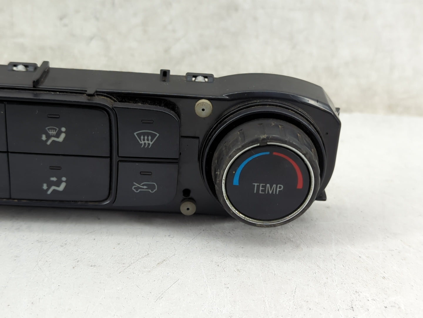2014-2019 Chevrolet Silverado 1500 Climate Control Module Temperature AC/Heater Replacement P/N:23486619 7370200000000X Fits
