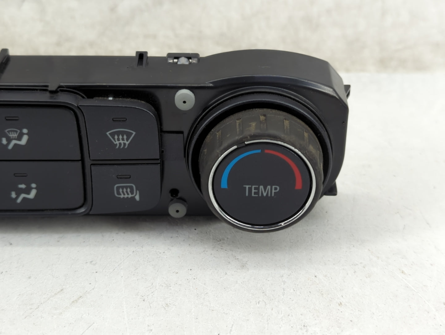 2014-2019 Chevrolet Silverado 1500 Climate Control Module Temperature AC/Heater Replacement P/N:23486621 7370200000000X Fits