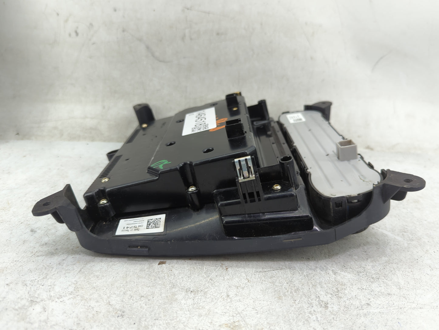 2015-2016 Chevrolet Silverado 1500 Radio Control Panel - Oemusedautoparts1.com