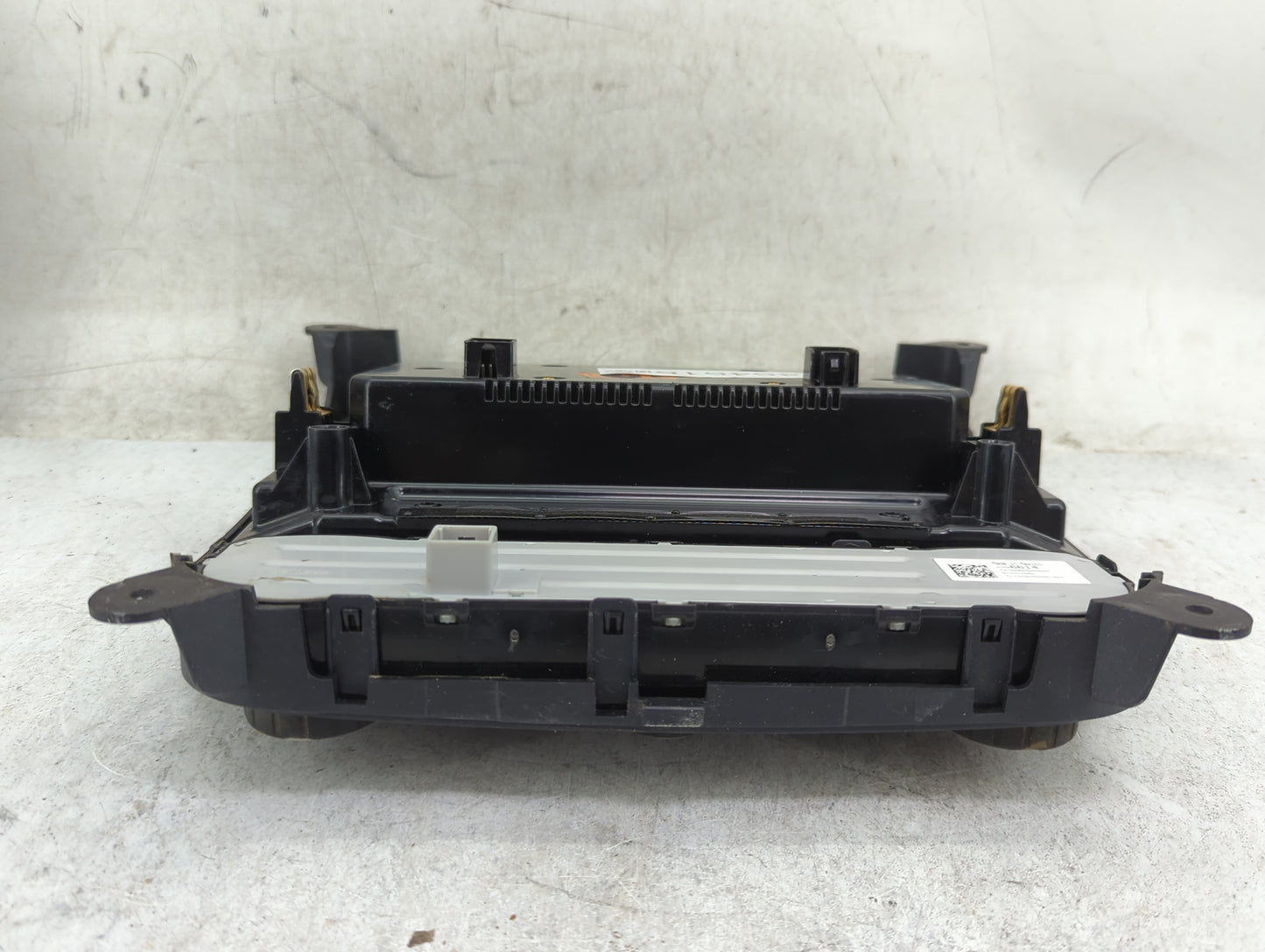 2015-2016 Chevrolet Silverado 1500 Radio Control Panel - Oemusedautoparts1.com