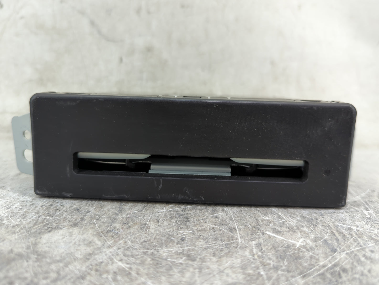 2016 Chevrolet Silverado 1500 Radio AM FM Cd Player Receiver Replacement P/N:13594481 13506371, GMP7NF, TG5 Fits Fits 2017 O