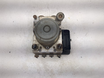 2016 Chevrolet Silverado 1500 ABS Pump Control Module Replacement P/N:23388971 23388991, 8611207, 122505659 Fits Fits 2017 2018 OEM Used Auto Parts