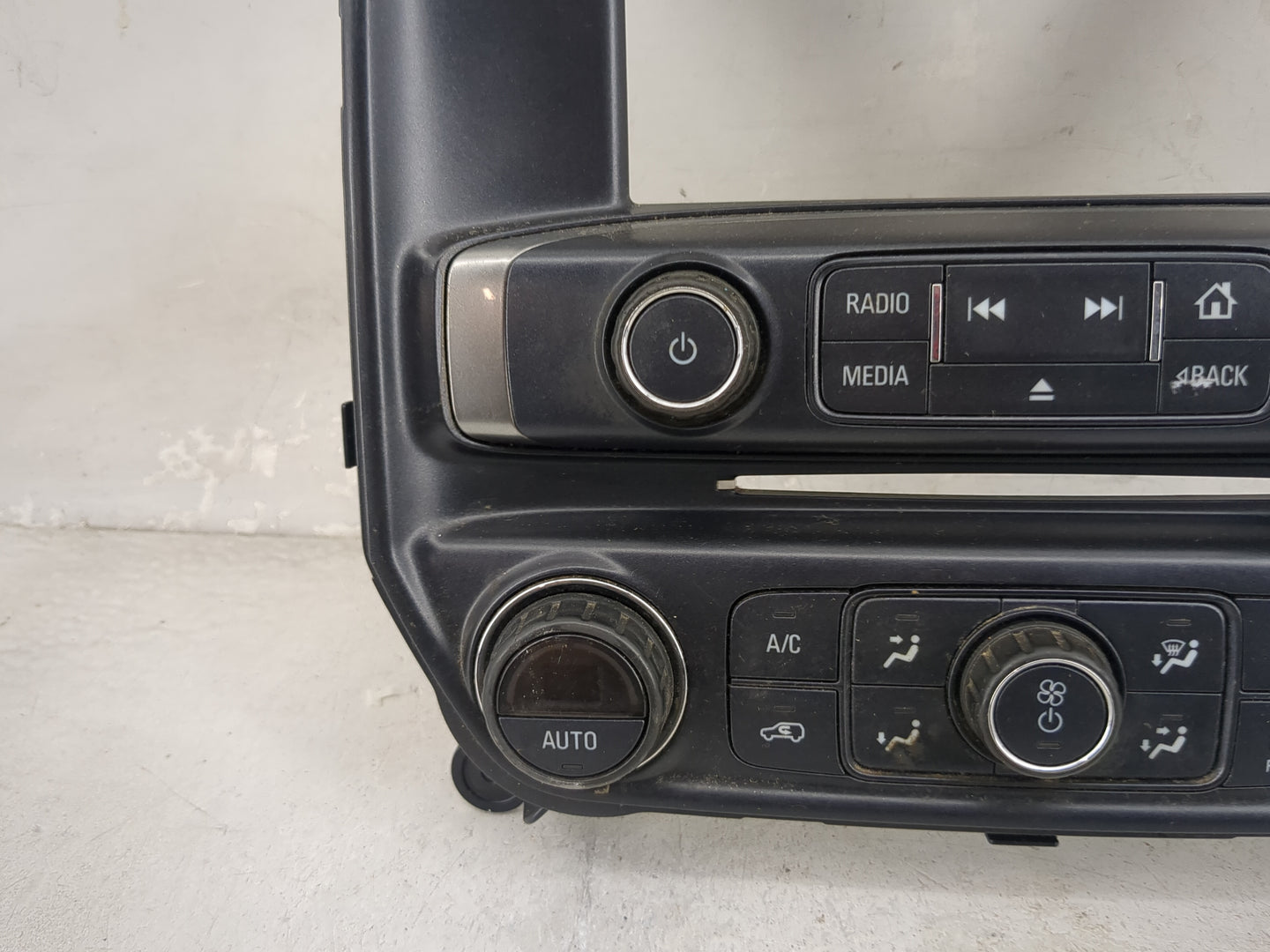2014-2019 Chevrolet Silverado 1500 Climate Control Module Temperature AC/Heater Replacement P/N:23486614 Fits OEM Used Auto 