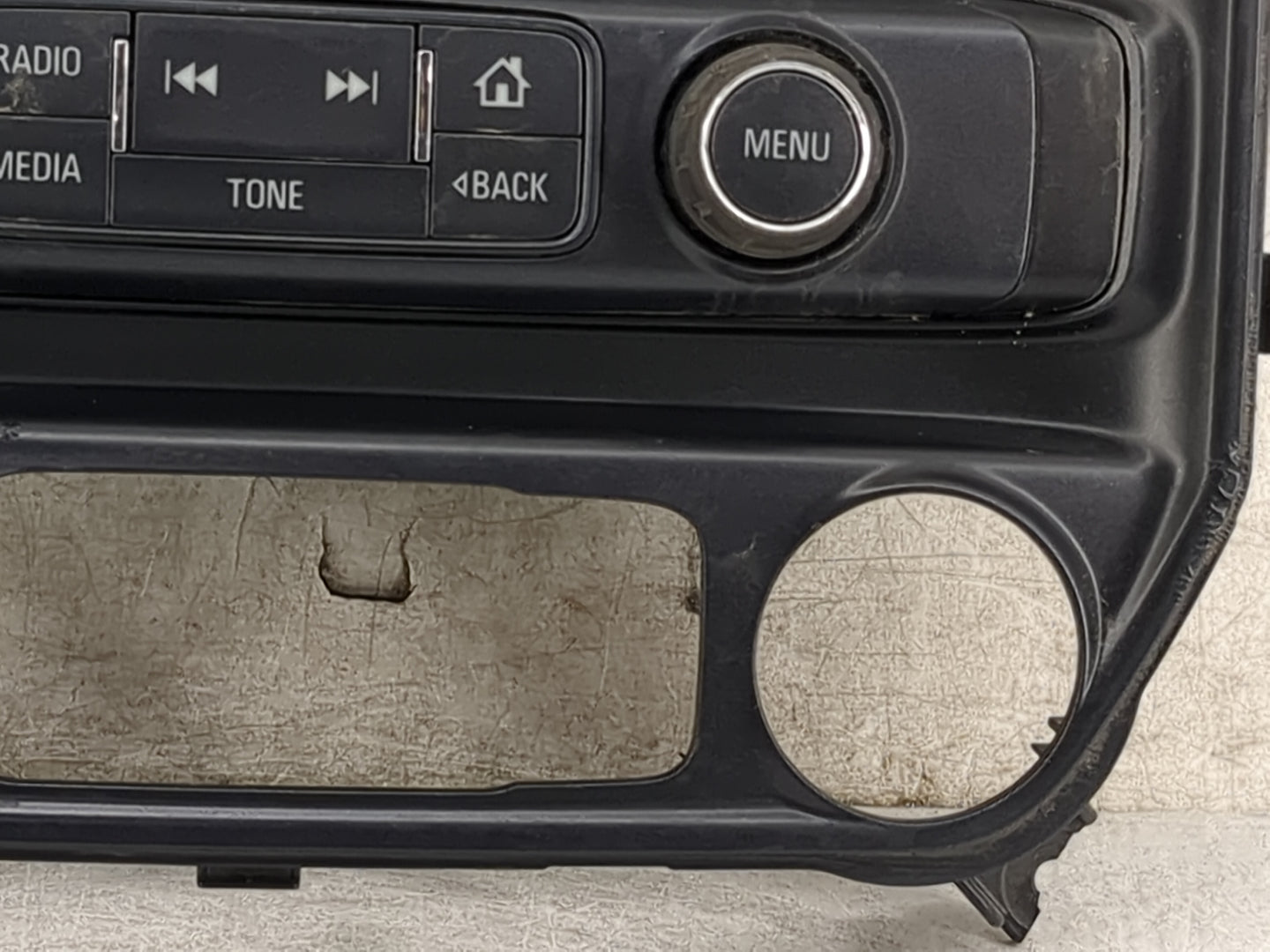 2015-2016 Chevrolet Silverado 1500 Radio Control Panel Black - Oemusedautoparts1.com