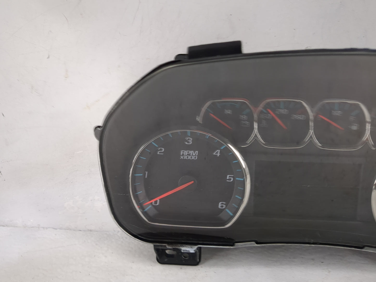 2016 Chevrolet Silverado 1500 Instrument Cluster Speedometer Gauges P/N:23391331 3915268AH630ESC0, 28496955 Miles: Fits OEM 