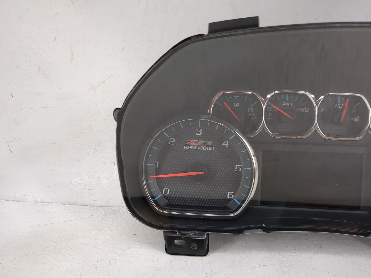 2016 Chevrolet Silverado 1500 Instrument Cluster Speedometer Gauges P/N:84026894 28516641, 28333223 Miles: Fits OEM Used Aut