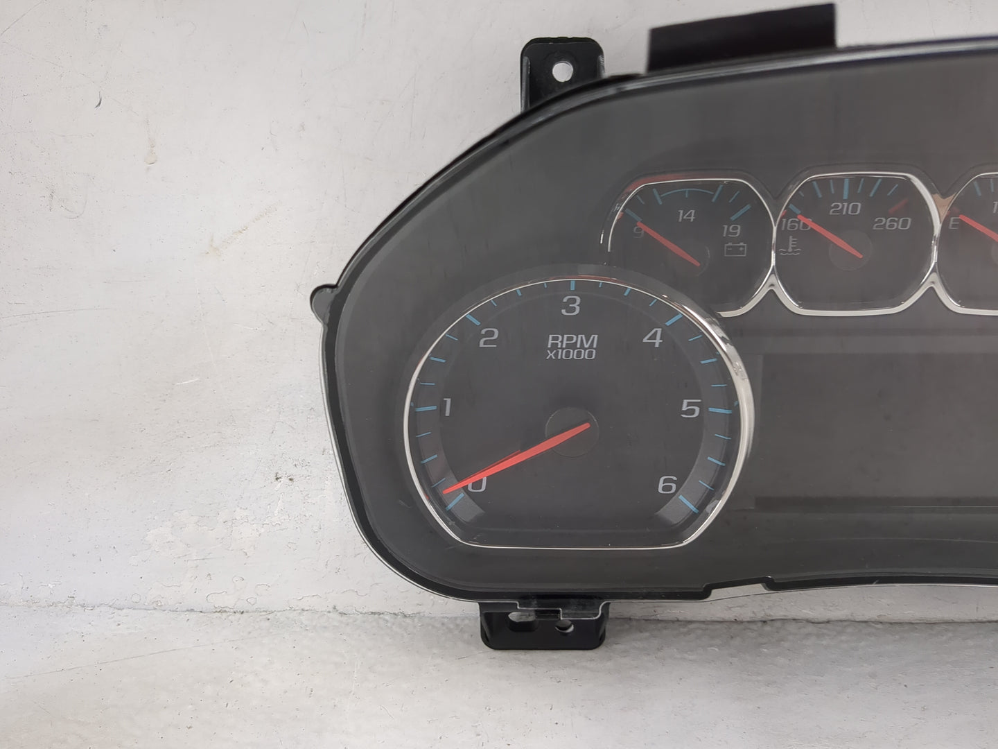 2016 Chevrolet Silverado 1500 Instrument Cluster Speedometer Gauges P/N:84390802 7110500000000X, 812812097 Miles: Fits OEM U