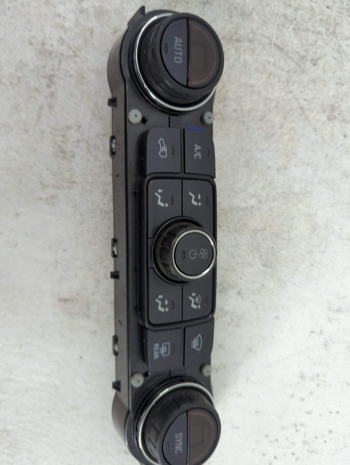 2014-2019 Chevrolet Silverado 1500 Climate Control Module Temperature AC/Heater Replacement P/N:23486614 815372982 Fits OEM 