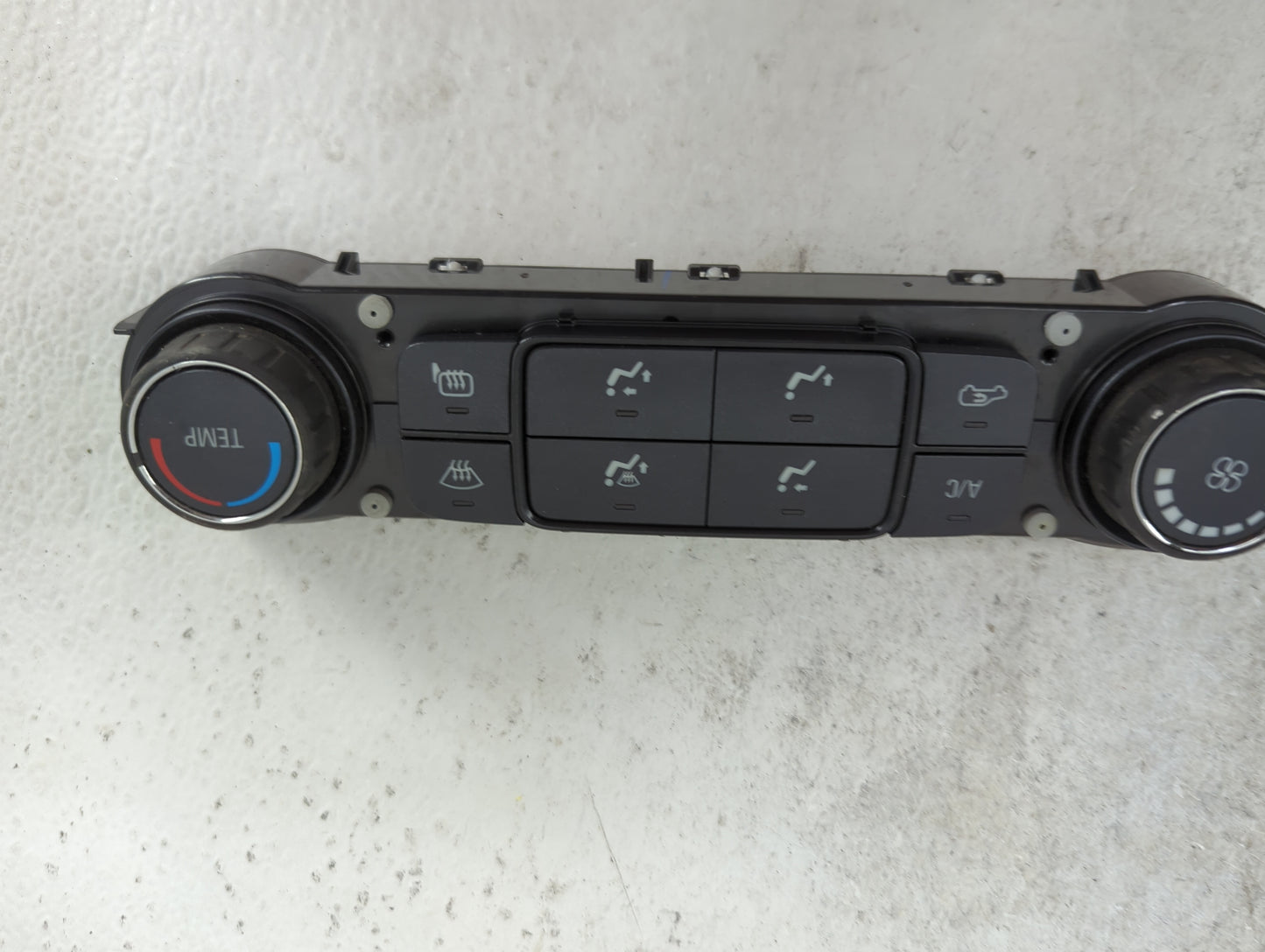 2014-2019 Chevrolet Silverado 1500 Climate Control Module Temperature AC/Heater Replacement P/N:23486621 Fits OEM Used Auto 