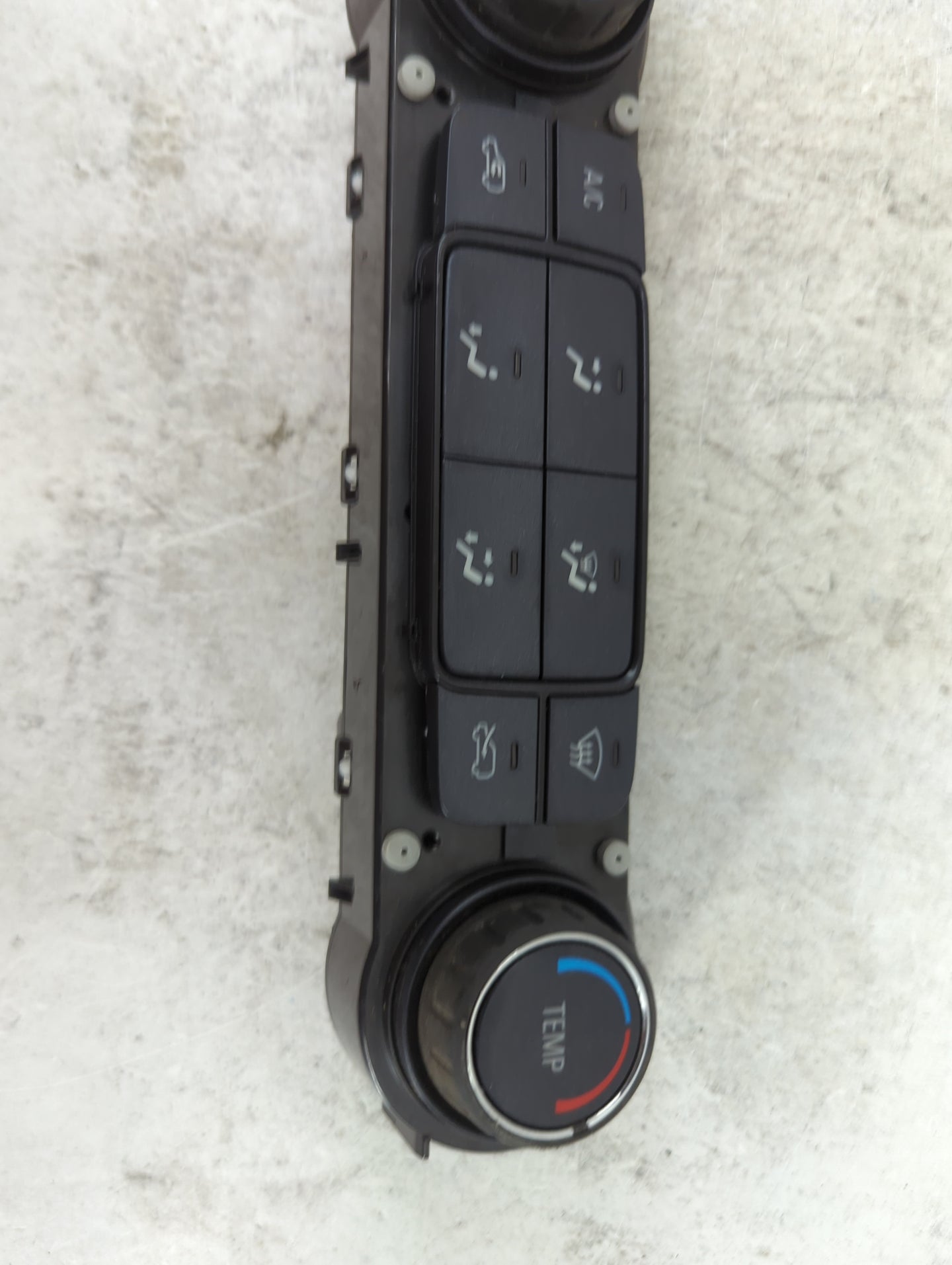 2014-2019 Chevrolet Silverado 1500 Climate Control Module Temperature AC/Heater Replacement P/N:23486619 Fits OEM Used Auto 