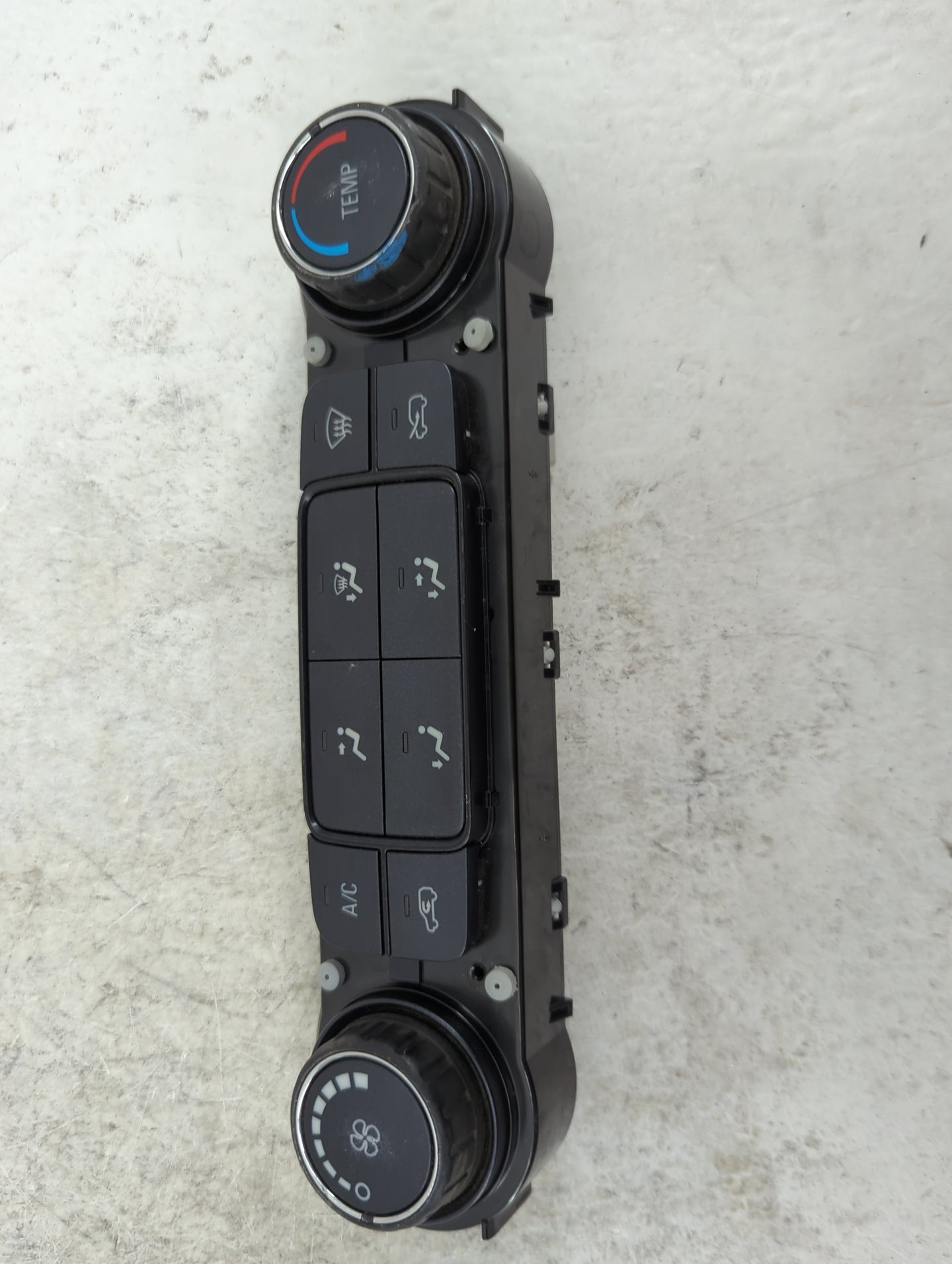 2014-2019 Chevrolet Silverado 1500 Climate Control Module Temperature AC/Heater Replacement P/N:23486619 7370200000000X Fits