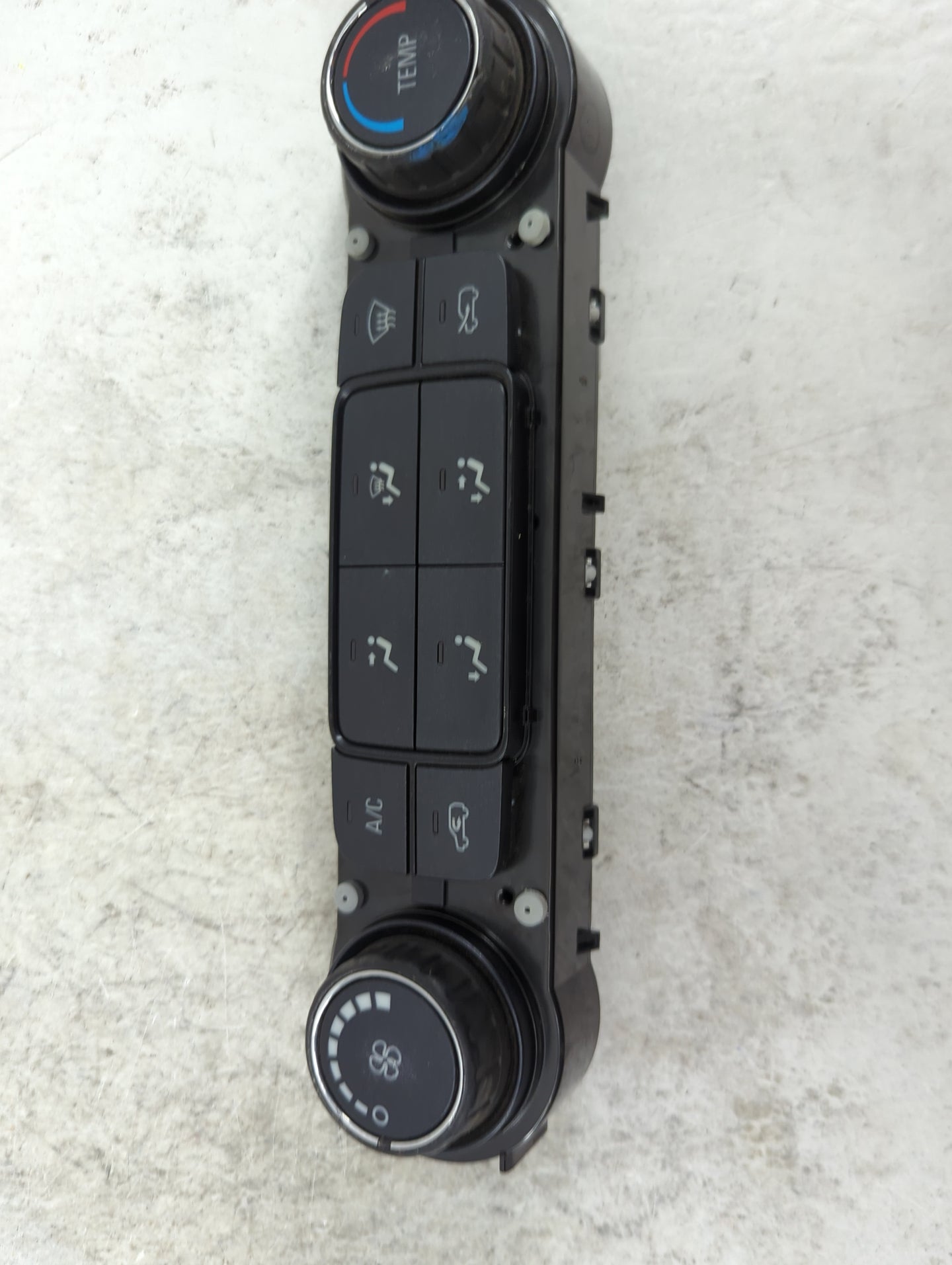 2014-2019 Chevrolet Silverado 1500 Climate Control Module Temperature AC/Heater Replacement P/N:23486619 7370200000000X Fits