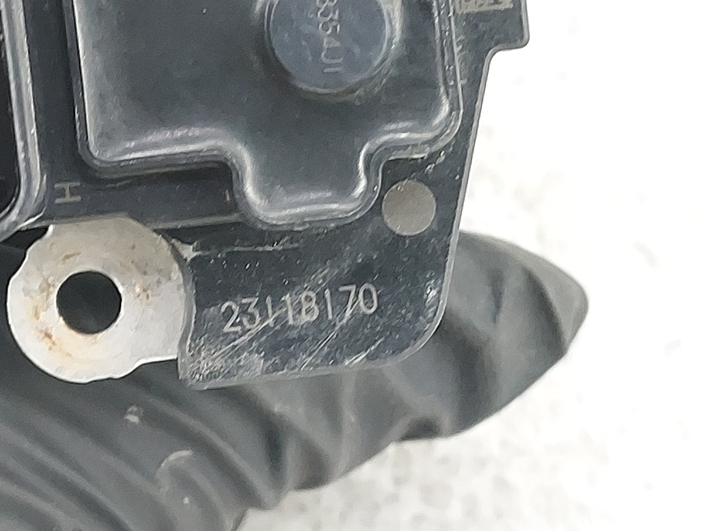 2014-2019 Chevrolet Silverado 1500 Mass Air Flow Meter Maf 1485924 - Oemusedautoparts1.com
