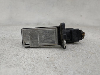 compare product 2014-2019 Chevrolet Silverado 1500 Mass Air Flow Meter Maf 1487395