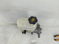 2014-2019 Chevrolet Silverado 1500 Brake Master Cylinder 1490786 - Oemusedautoparts1.com
