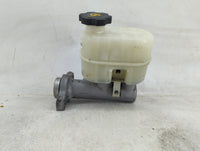 2014-2019 Chevrolet Silverado 1500 Brake Master Cylinder 1490786 - Oemusedautoparts1.com