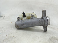 2014-2019 Chevrolet Silverado 1500 Brake Master Cylinder 1490786 - Oemusedautoparts1.com