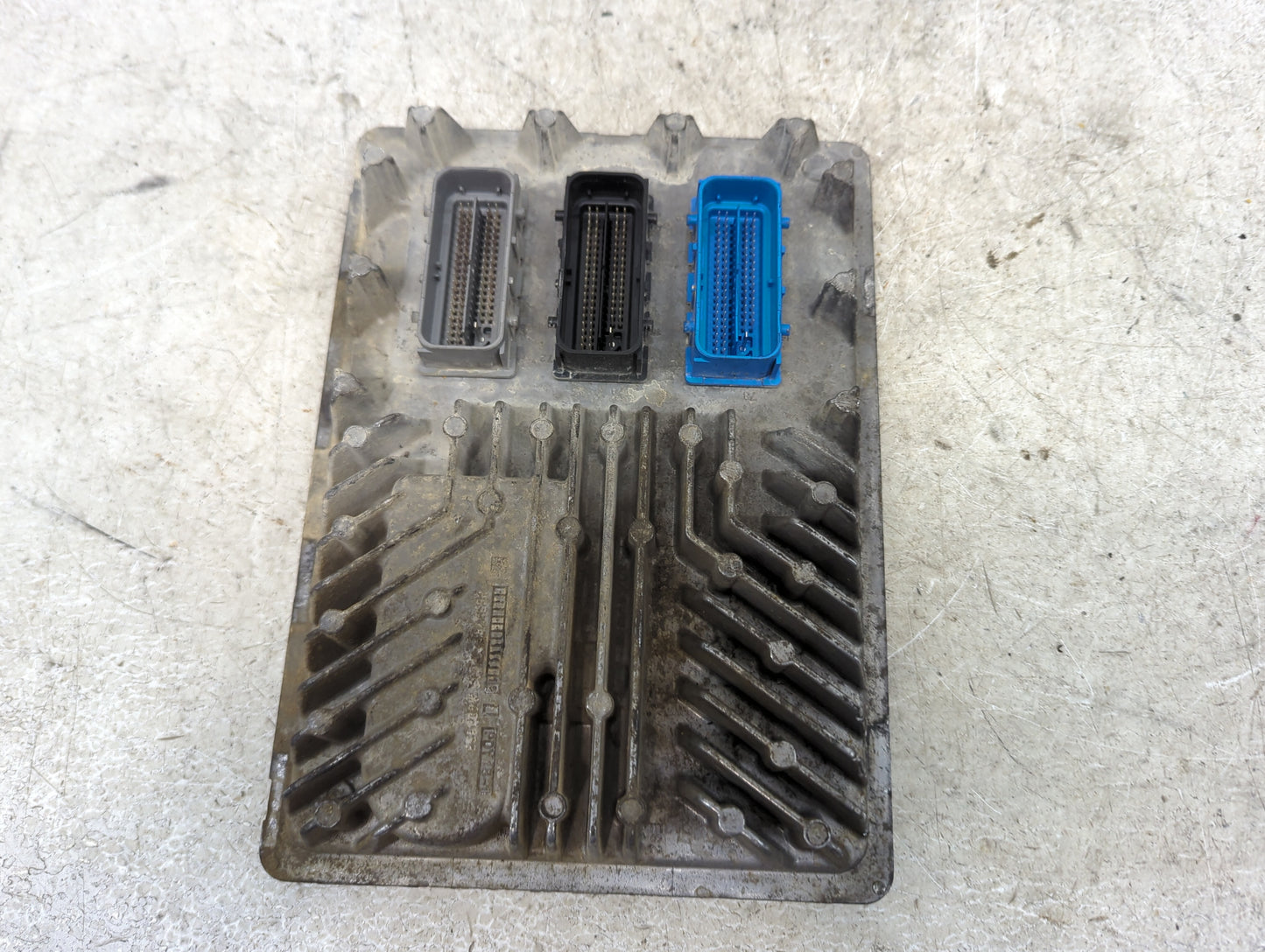 2014-2016 Chevrolet Silverado 1500 PCM Engine Control Computer ECU ECM PCU OEM P/N:12673228 12672587 Fits Fits 2014 2015 201
