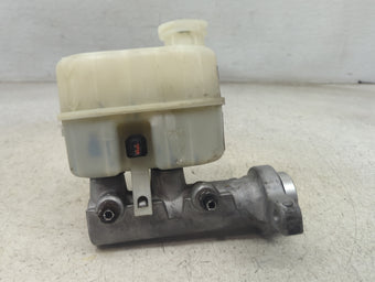 compare product 2014-2019 Chevrolet Silverado 1500 Brake Master Cylinder 1498304