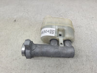 2014-2019 Chevrolet Silverado 1500 Brake Master Cylinder 1498304 - Oemusedautoparts1.com