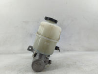 2014-2019 Chevrolet Silverado 1500 Brake Master Cylinder 1498715 - Oemusedautoparts1.com