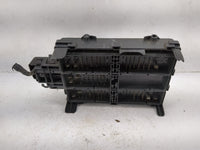 2016-2018 Chevrolet Silverado 1500 Fusebox Fuse Box Panel Relay Module P/N:23387797 13500113, 13500114 Fits Fits 2016 2017 2