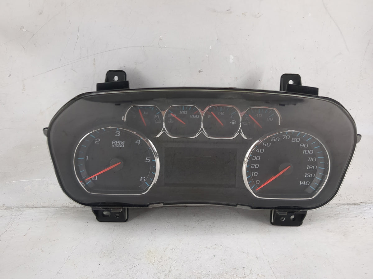 2016 Chevrolet Silverado 1500 Instrument Cluster Speedometer Gauges P/N:84026892 28516649 Miles: Fits OEM Used Auto Parts - 