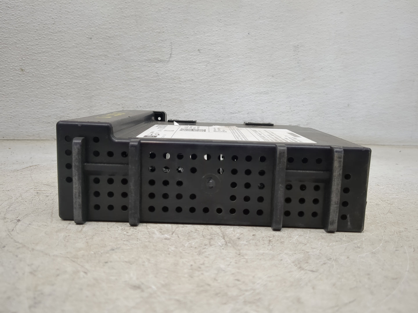 2016 Chevrolet Silverado 1500 Radio AM FM Cd Player Receiver Replacement P/N:654595453 13506380 Fits OEM Used Auto Parts - O