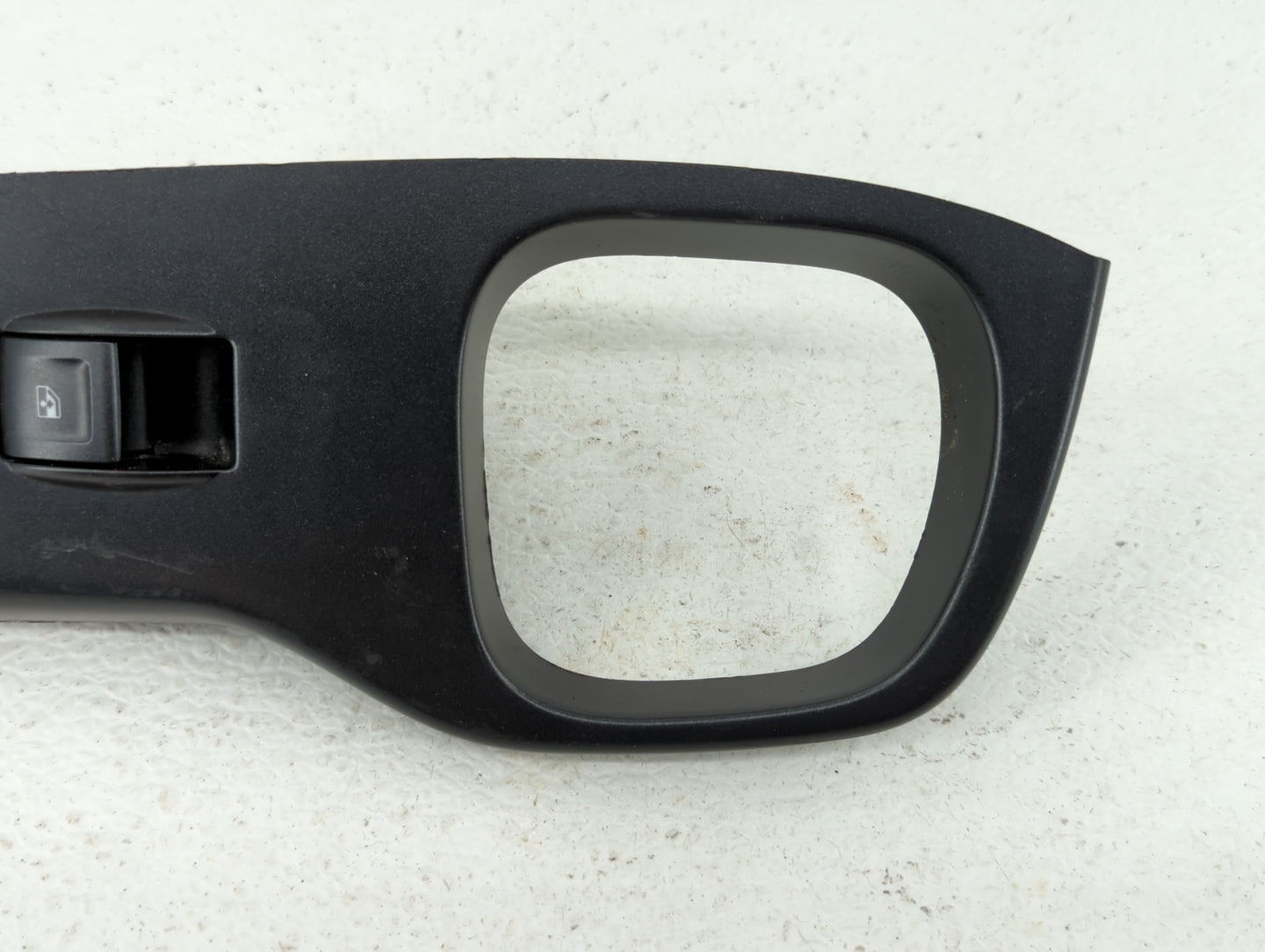 2016 Chevrolet Silverado 1500 Passenger Right Power Window Switch - Oemusedautoparts1.com