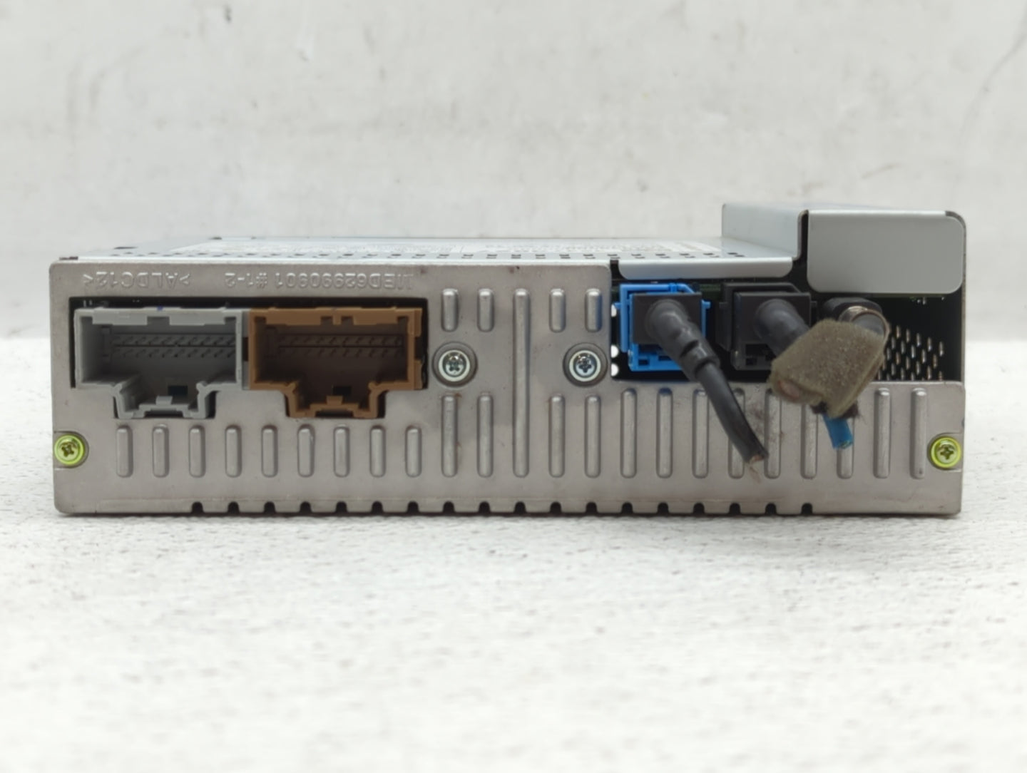 2016 Chevrolet Silverado 1500 Am Fm Cd Player Radio Receiver - Oemusedautoparts1.com